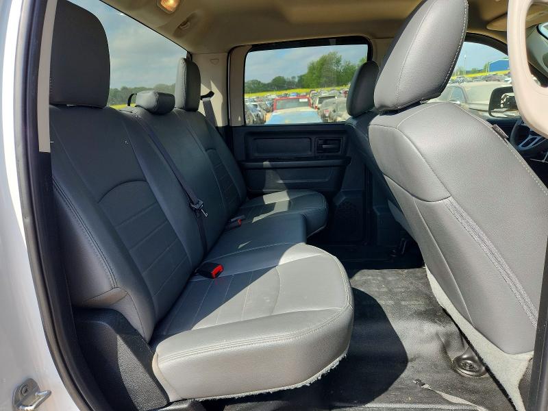 48068406 :رقم المزاد ، 1C6RR7KG3JS315842 vin ، 2018 Ram 1500 مزاد بيع