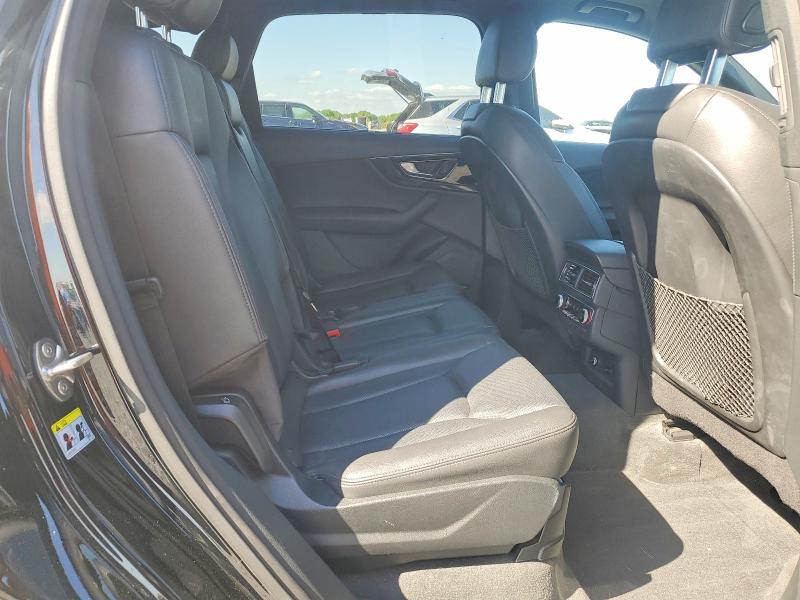 2018 Audi Q7 მანქანა იყიდება აუქციონზე, vin: WA1VAAF70JD050690, აუქციონის ნომერი: 47166526