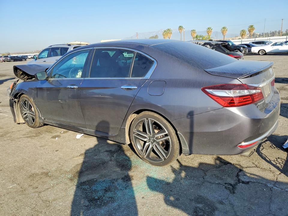 Продажа на аукционе авто 2017 Honda Accord, vin: 1HGCR2F56HA122922, номер лота: 45544006