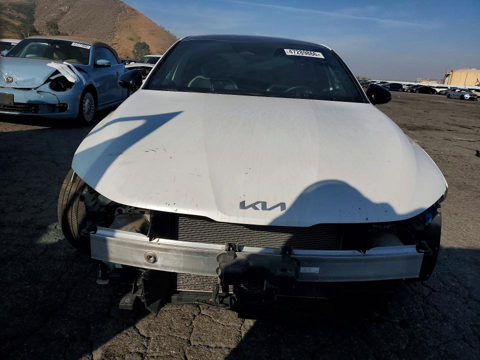 2025 Kia K5 მანქანა იყიდება აუქციონზე, vin: KNAG64J74S5307240, აუქციონის ნომერი: 47289866