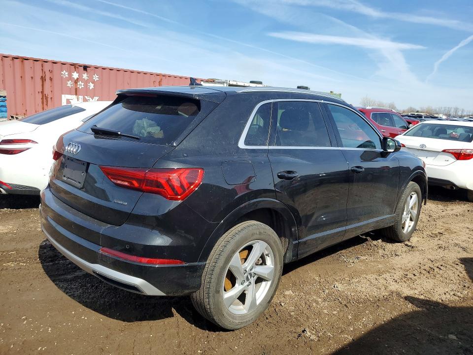 46435726 :رقم المزاد ، WA1AECF31L1103235 vin ، 2020 Audi Q3 مزاد بيع