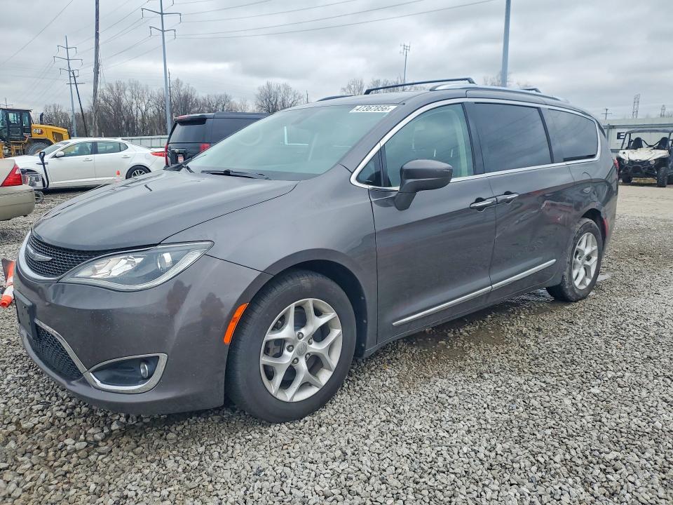 Aukcja sprzedaży 2017 Chrysler Pacifica, vin: 2C4RC1EGXHR656055, numer aukcji: 47367856