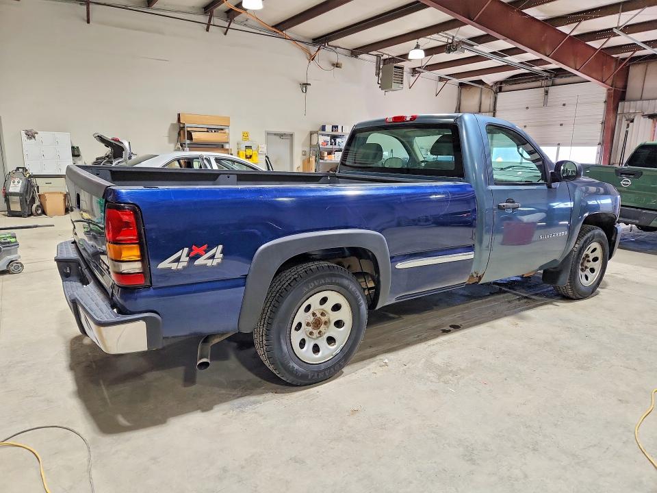 Auction sale of the 2007 Chevrolet Silverado, vin: 1GCEK14C27Z555015, lot number: 46584156