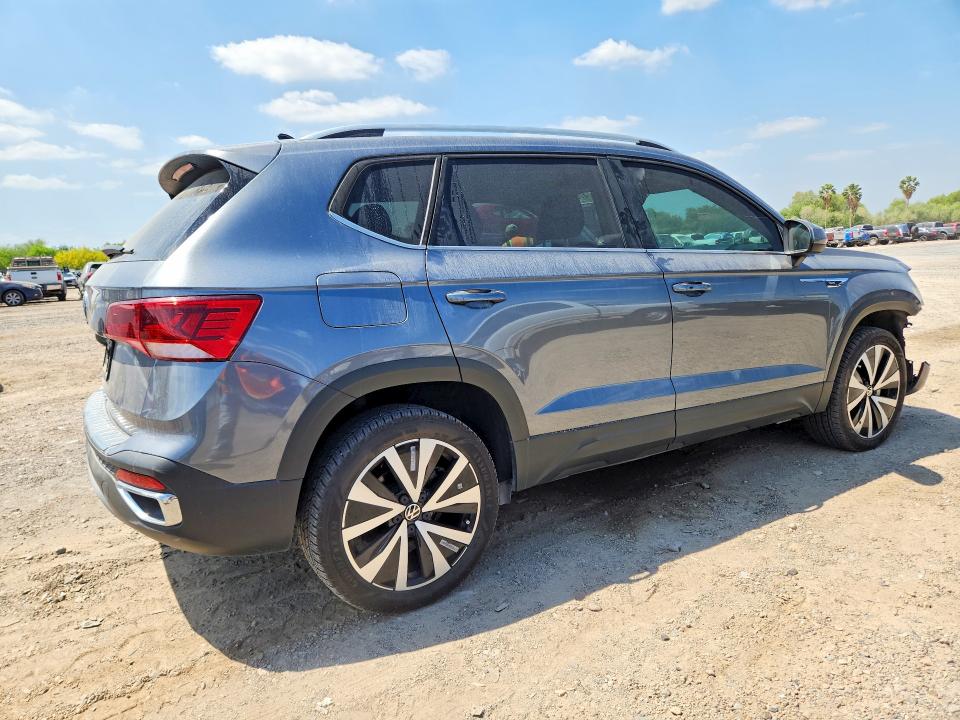 47607556 :رقم المزاد ، 3VVSX7B25RM072593 vin ، 2024 Volkswagen Taos مزاد بيع