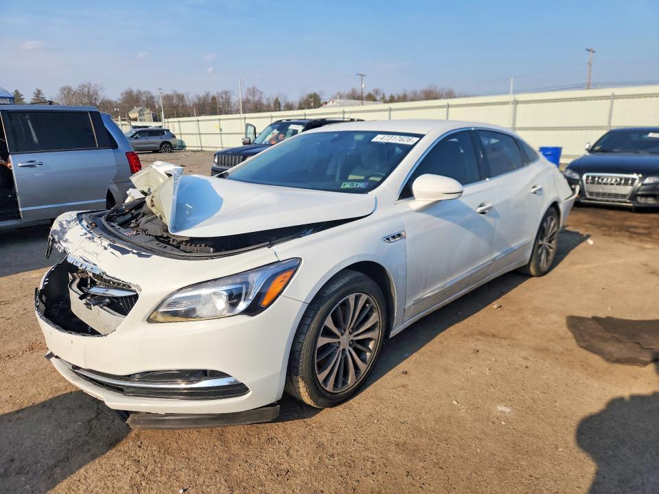 47317626 :رقم المزاد ، 1G4ZP5SSXHU122010 vin ، 2017 Buick Lacrosse مزاد بيع
