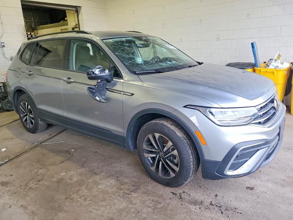 Продажа на аукционе авто 2024 Volkswagen Tiguan, vin: 3VVFB7AX6RM112130, номер лота: 45879776
