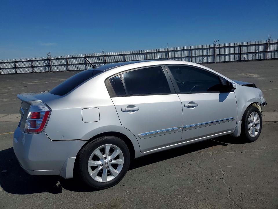 2011 Nissan Sentra მანქანა იყიდება აუქციონზე, vin: 3N1AB6AP0BL694940, აუქციონის ნომერი: 45574576