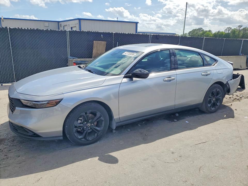 47732036 :رقم المزاد ، 1HGCY1F42SA032517 vin ، 2025 Honda Accord مزاد بيع