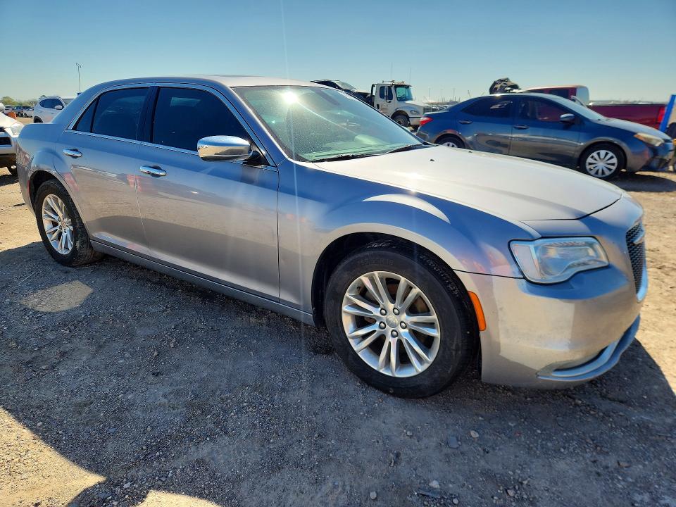 Продажа на аукционе авто 2016 Chrysler 300c, vin: 2C3CCAEG2GH123633, номер лота: 46010286