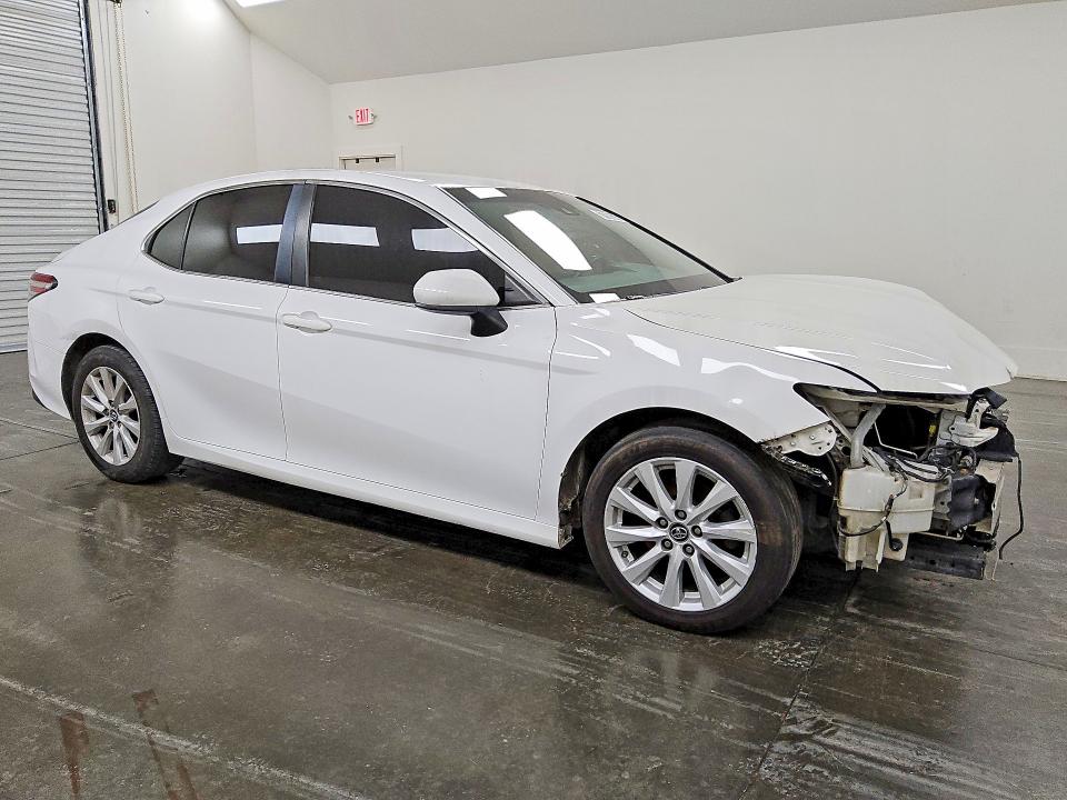 Aukcja sprzedaży 2018 Toyota Camry, vin: 4T1B11HK2JU075709, numer aukcji: 77695735