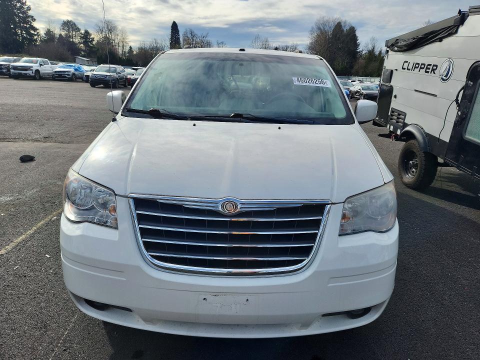 2008 Chrysler Town & Cntry მანქანა იყიდება აუქციონზე, vin: 2A8HR54P98R657404, აუქციონის ნომერი: 46026256