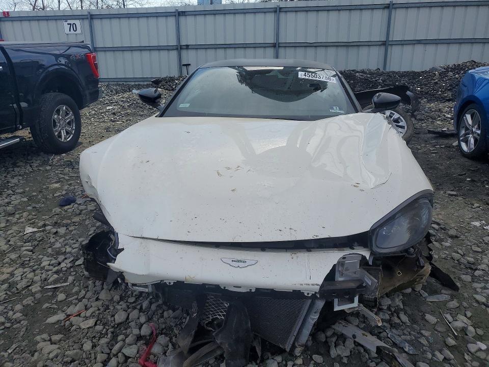 45503786 :رقم المزاد ، SCFSMGAW4KGN02689 vin ، 2019 Aston Martin Vantage مزاد بيع