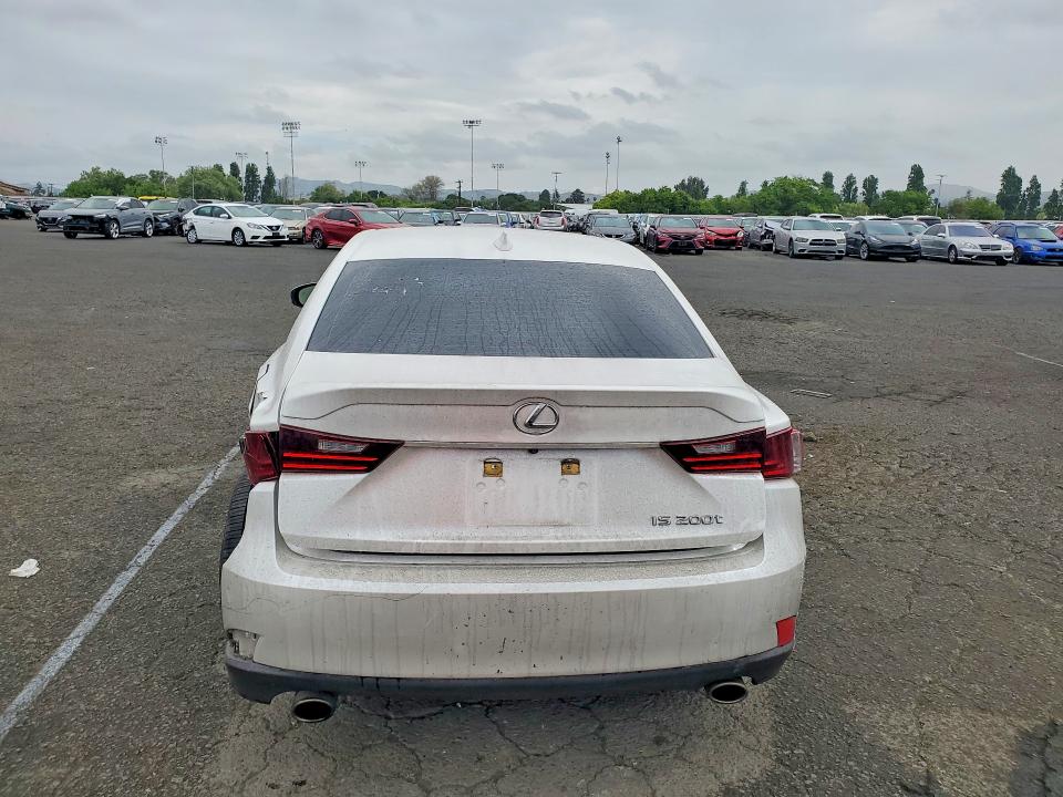 48279246 :رقم المزاد ، JTHBA1D24G5036857 vin ، 2016 Lexus Is 200t مزاد بيع