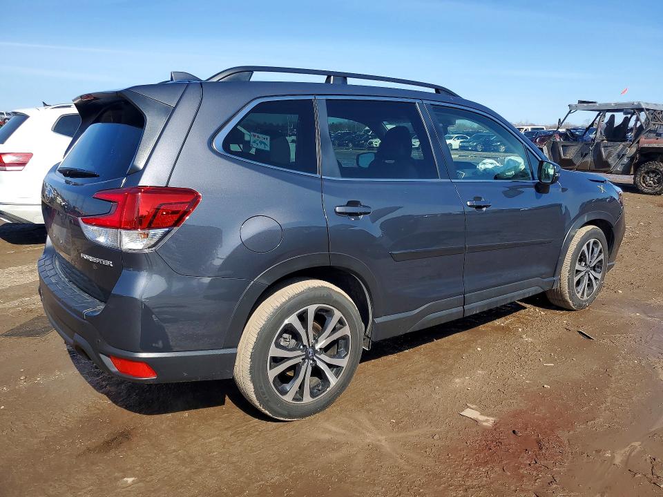 Продажа на аукционе авто 2021 Subaru Forester, vin: JF2SKAUC3MH590796, номер лота: 41989686