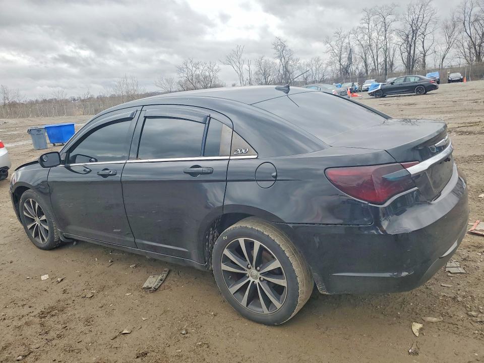 2013 Chrysler 200 მანქანა იყიდება აუქციონზე, vin: 1C3CCBCG5DN617125, აუქციონის ნომერი: 46340736