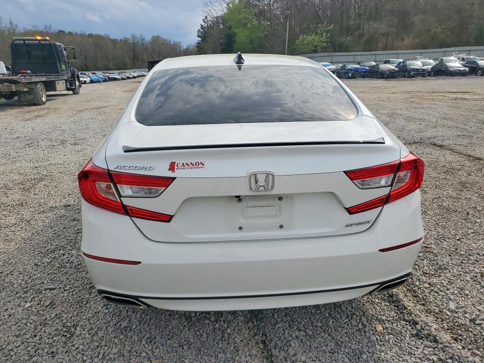 Продажа на аукционе авто 2022 Honda Accord, vin: 1HGCV1F30NA116565, номер лота: 45627776