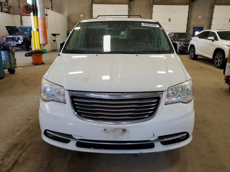 45450446 :رقم المزاد ، 2C4RC1CG4ER257284 vin ، 2014 Chrysler Town & Country مزاد بيع