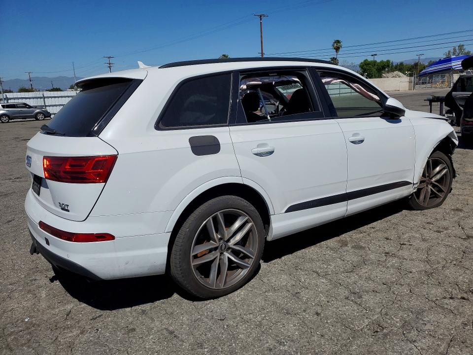 Продажа на аукционе авто 2018 Audi Q7, vin: WA1VAAF72JD044745, номер лота: 46842026