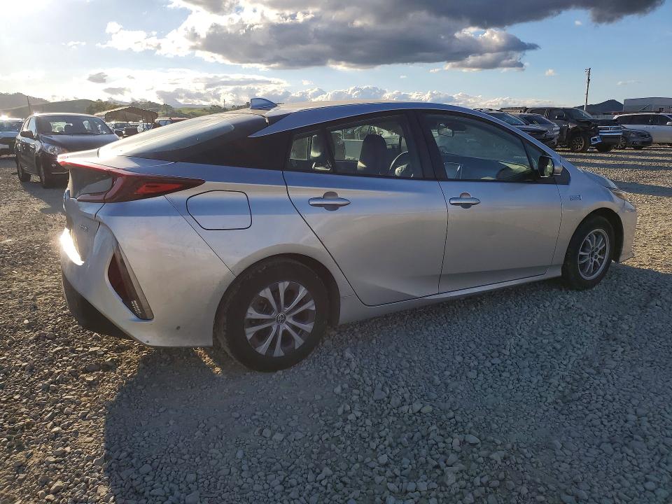 Продажа на аукционе авто 2021 Toyota Prius Prime, vin: JTDKAMFP3M3181522, номер лота: 79654785