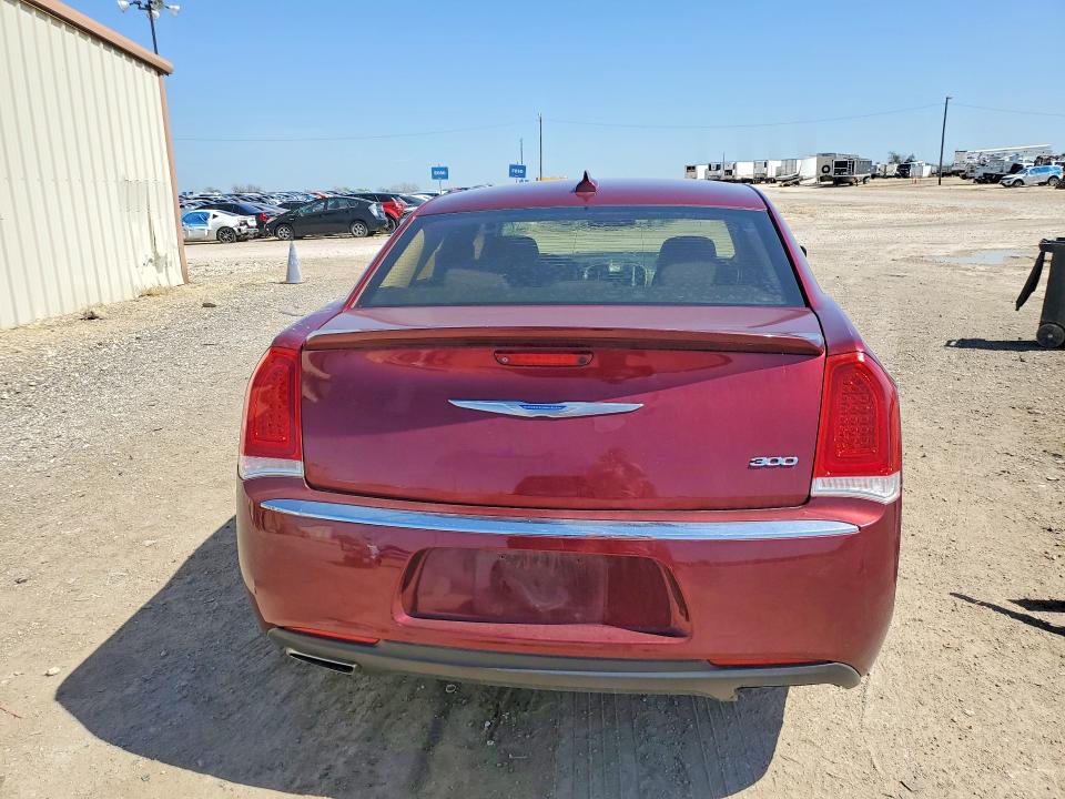 46203976 :رقم المزاد ، 2C3CCAAGXJH320823 vin ، 2018 Chrysler 300 مزاد بيع