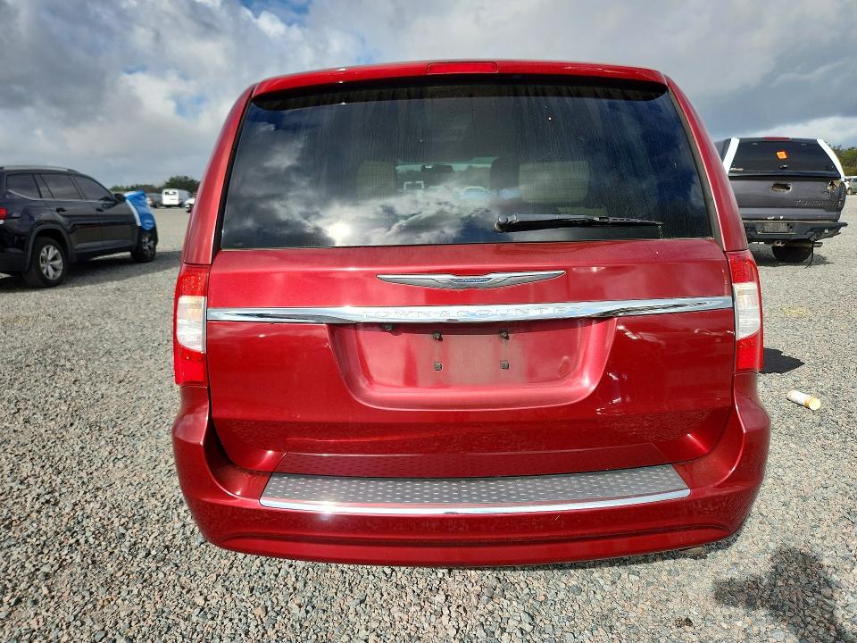 45608606 :رقم المزاد ، 2A4RR5DG4BR676908 vin ، 2011 Chrysler Town & Country مزاد بيع