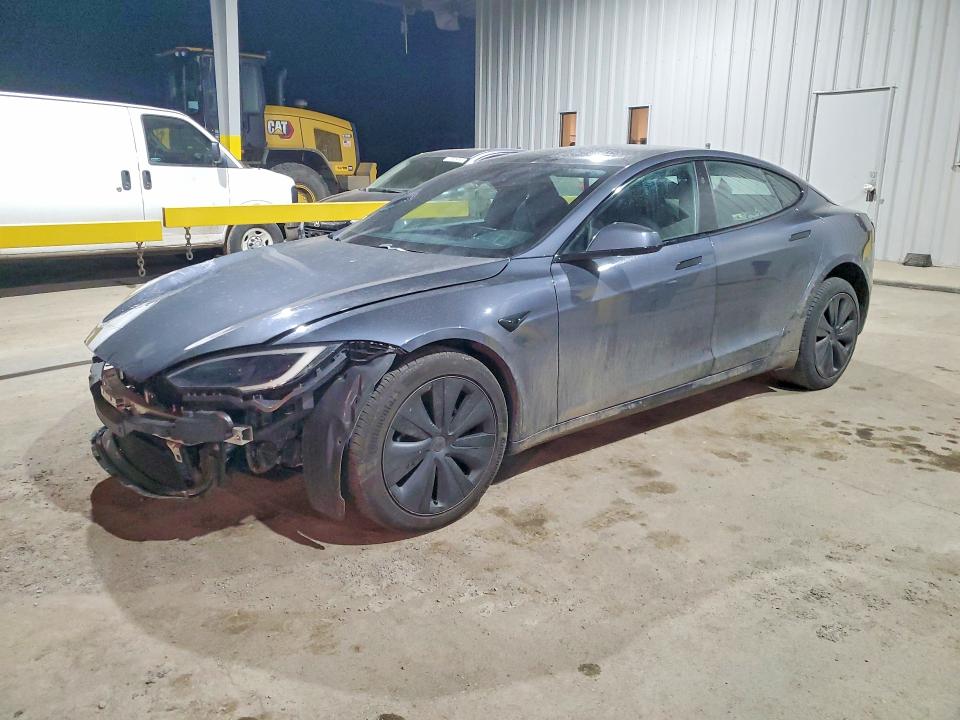 Продажа на аукционе авто 2022 Tesla Model S, vin: 5YJSA1E52NF479028, номер лота: 79277765