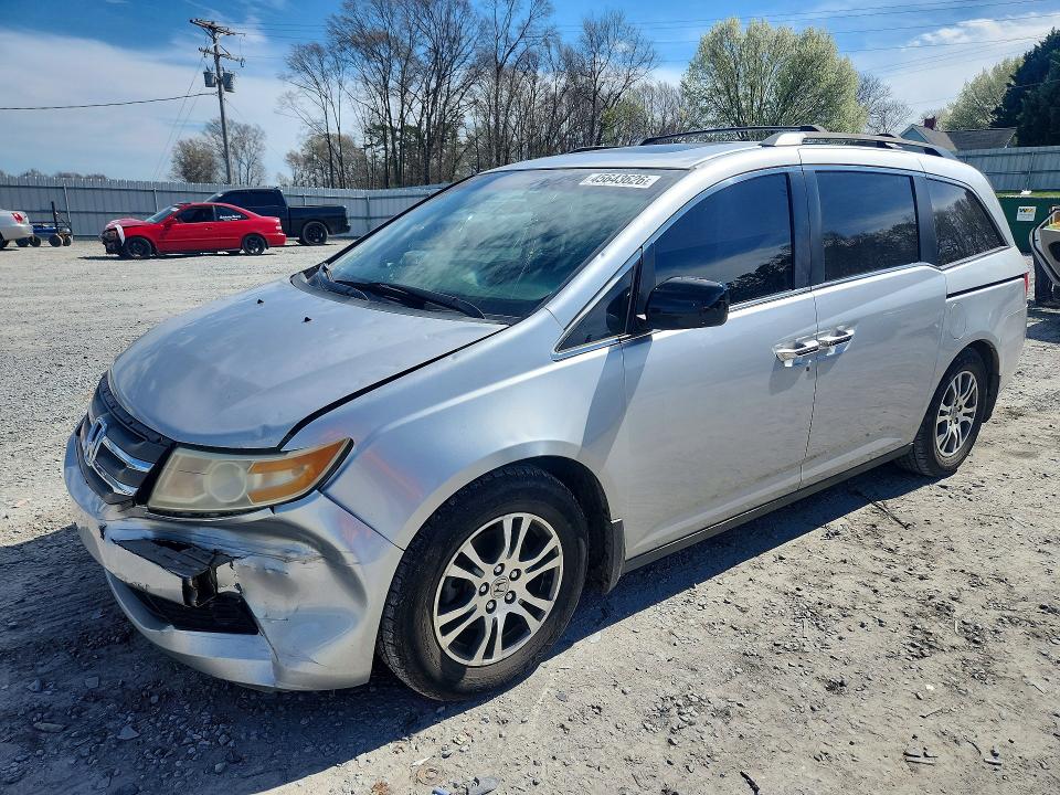45643626 :رقم المزاد ، 5FNRL5H69CB121104 vin ، 2012 Honda Odyssey مزاد بيع