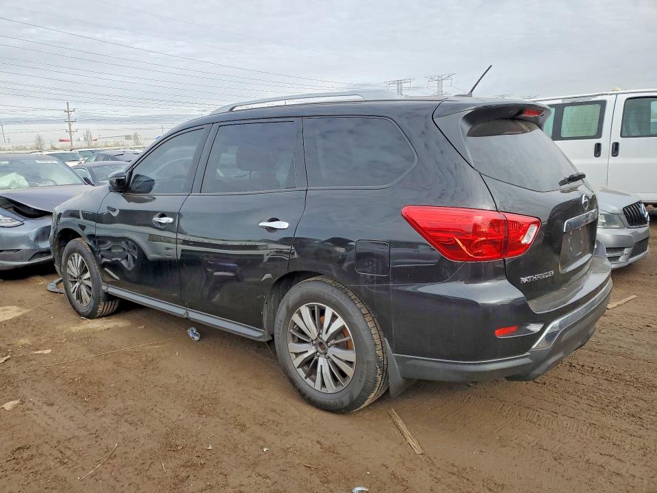 Продажа на аукционе авто 2017 Nissan Pathfinder, vin: 5N1DR2MM2HC914000, номер лота: 47026476