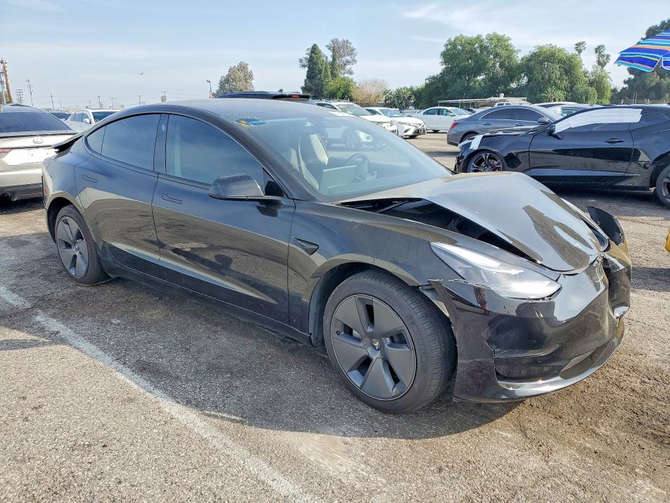 79642845 :رقم المزاد ، 5YJ3E1EB2NF139070 vin ، 2022 Tesla Model 3 مزاد بيع