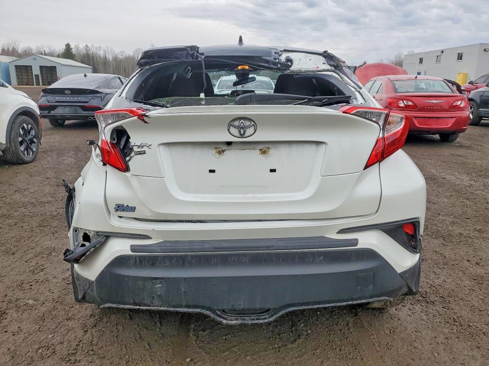 2020 Toyota C-hr მანქანა იყიდება აუქციონზე, vin: JTNKHMBX9L1083490, აუქციონის ნომერი: 47104186
