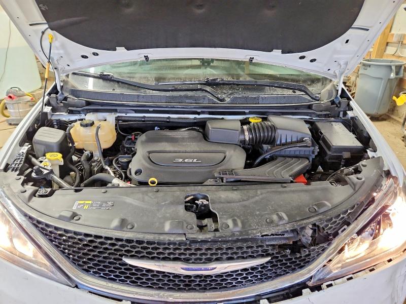 2017 Chrysler Pacifica მანქანა იყიდება აუქციონზე, vin: 2C4RC1BG4HR613917, აუქციონის ნომერი: 47226976