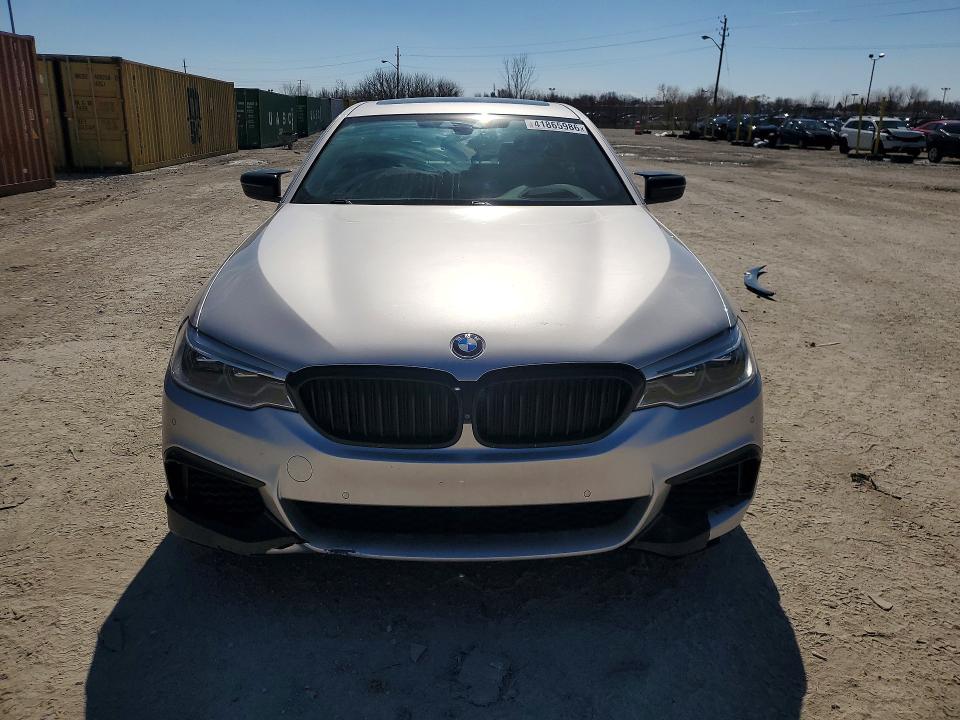 2018 Bmw M550xi მანქანა იყიდება აუქციონზე, vin: WBAJB9C58JB287052, აუქციონის ნომერი: 41865986