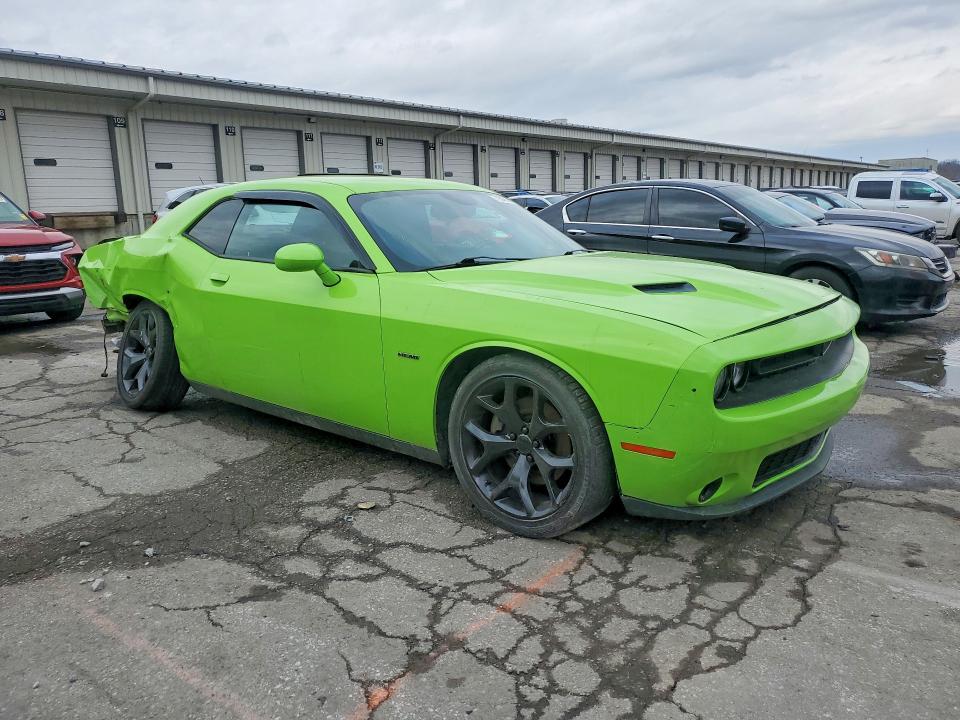 79509975 :رقم المزاد ، 2C3CDZAT8FH723215 vin ، 2015 Dodge Challenger مزاد بيع