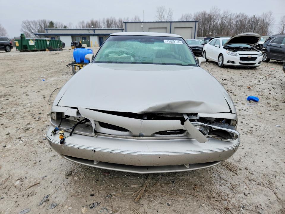 41959796 :رقم المزاد ، 1G3HN52K8T4832571 vin ، 1996 Oldsmobile 88 مزاد بيع