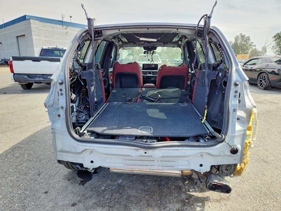 47902086 :رقم المزاد ، 5UX83DP02N9K40241 vin ، 2022 Bmw X3 مزاد بيع