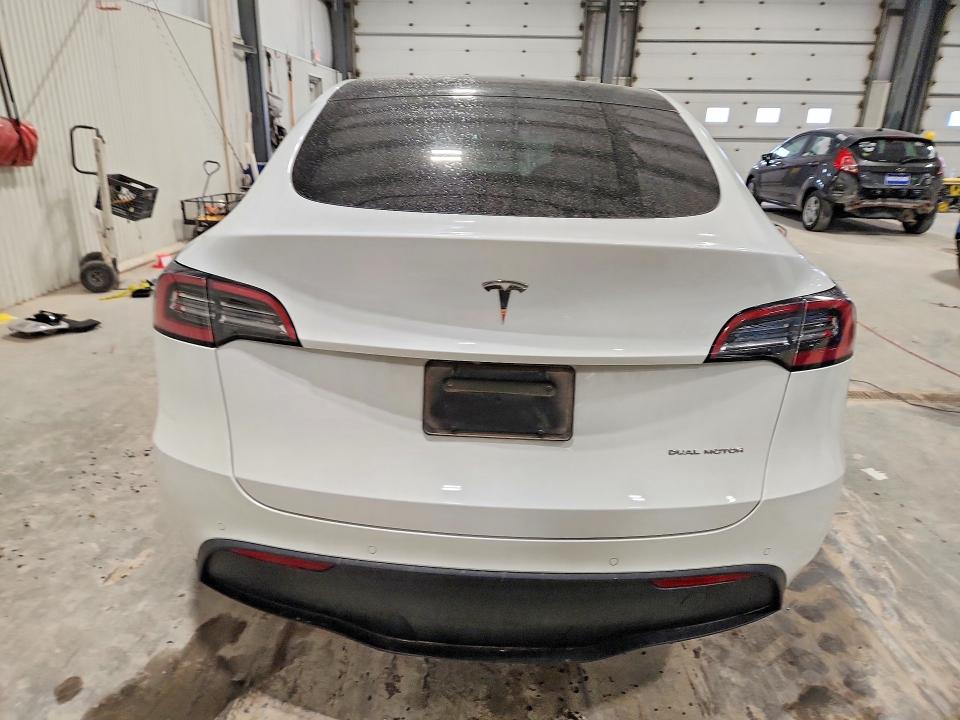 46013456 :رقم المزاد ، 5YJYGDEEXMF183912 vin ، 2021 Tesla Model Y مزاد بيع