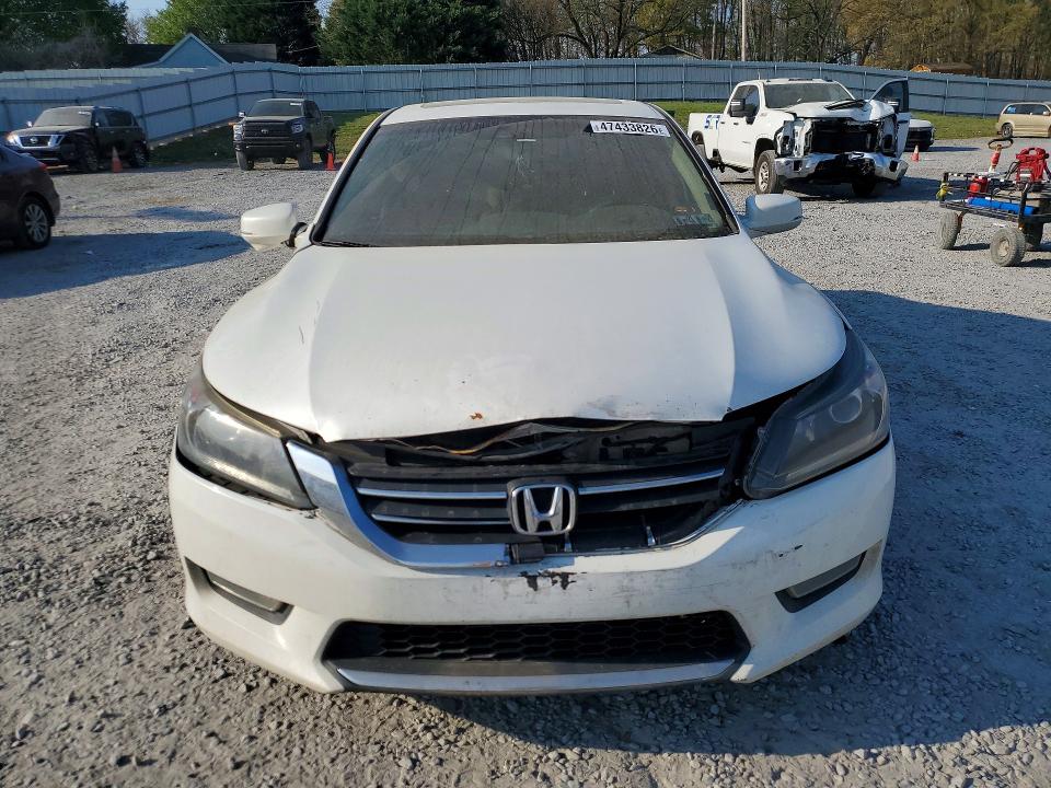 47433826 :رقم المزاد ، 1HGCR2F87DA004768 vin ، 2013 Honda Accord مزاد بيع