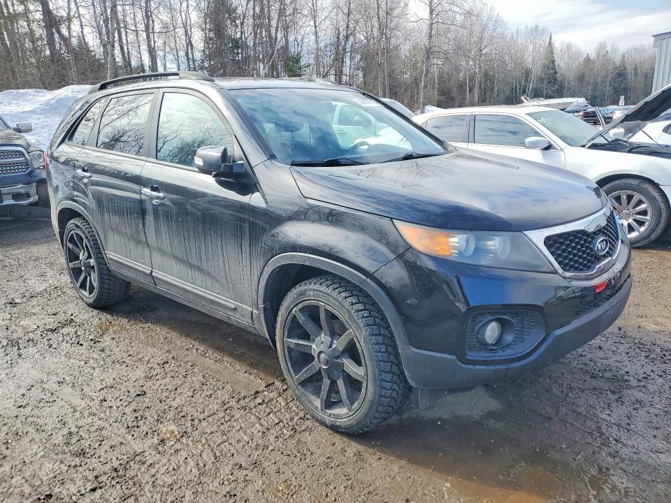 2011 Kia Sorento მანქანა იყიდება აუქციონზე, vin: 5XYKT3A24BG049216, აუქციონის ნომერი: 46847716