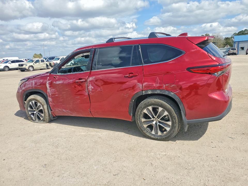 Продажа на аукционе авто 2020 Toyota Highlander, vin: 5TDGZRBH1LS017547, номер лота: 79772245