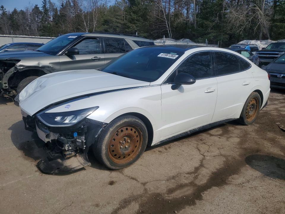 Продажа на аукционе авто 2022 Hyundai Sonata, vin: 5NPEJ4J21NH136528, номер лота: 41961366