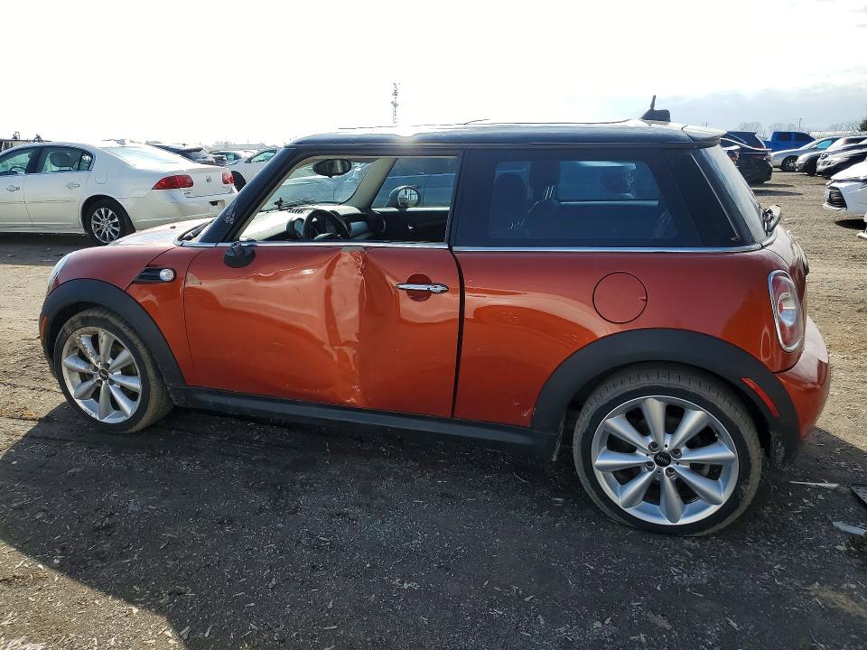 47240806 :رقم المزاد ، WMWSU3C53DT688454 vin ، 2013 Mini Cooper مزاد بيع