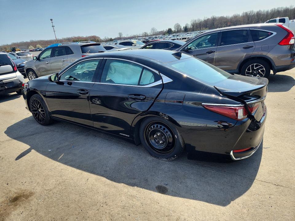 2022 Lexus Es 300h მანქანა იყიდება აუქციონზე, vin: 58ADA1C19NU015271, აუქციონის ნომერი: 47794066