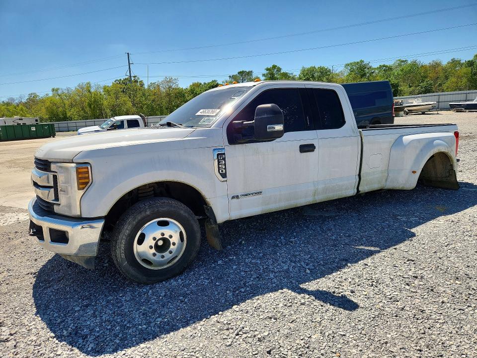 2019 Ford F350 მანქანა იყიდება აუქციონზე, vin: 1FT8X3CT2KEC44616, აუქციონის ნომერი: 46636366