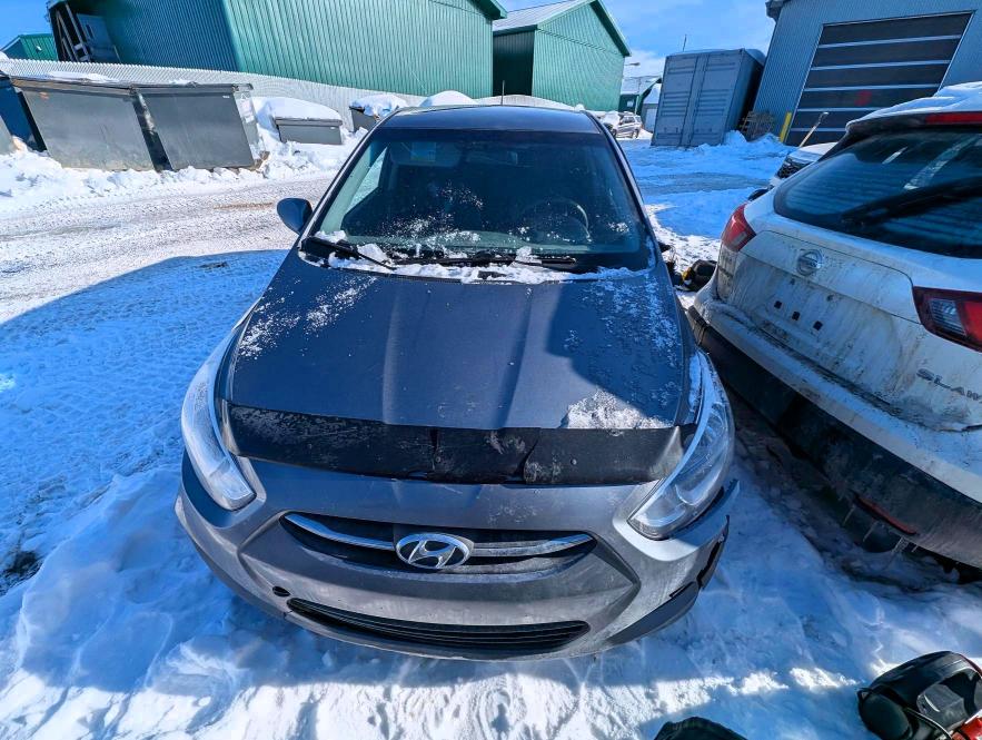 Продажа на аукционе авто 2017 Hyundai Accent, vin: KMHCT5AE7HU330360, номер лота: 76323235
