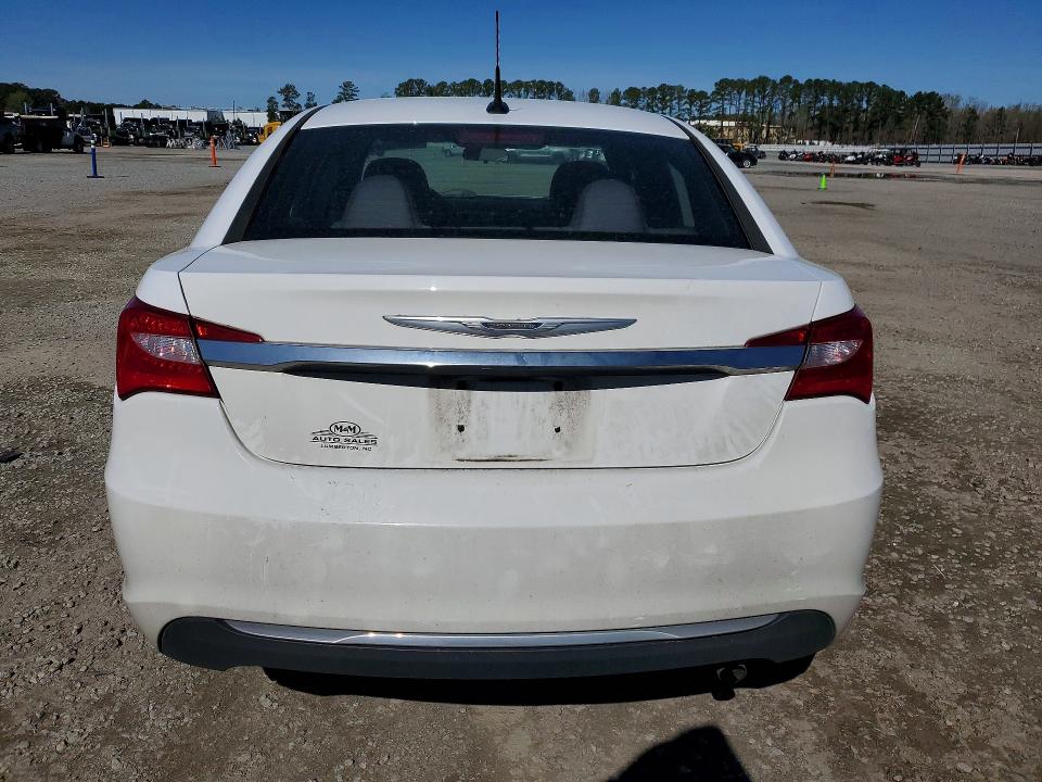 2013 Chrysler 200 მანქანა იყიდება აუქციონზე, vin: 1C3CCBAB2DN691948, აუქციონის ნომერი: 46030316