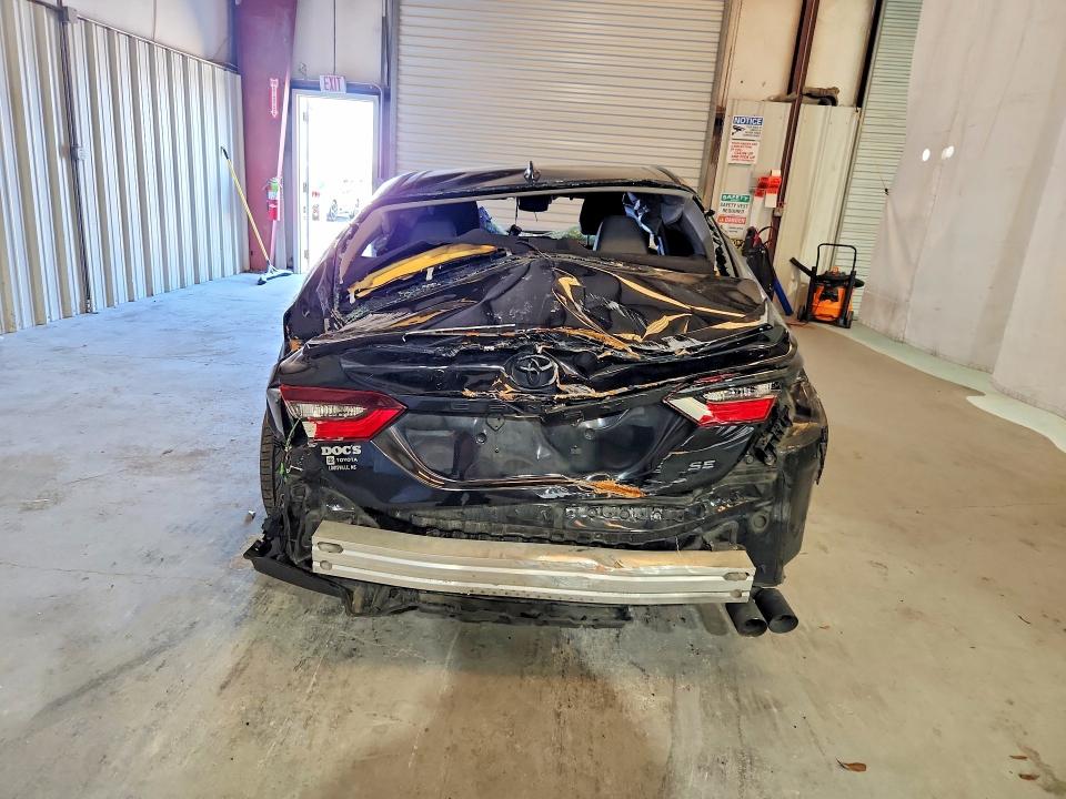 Продаж на аукціоні авто 2022 Toyota Camry, vin: 4T1G11AK0NU694413, номер лоту: 45806766