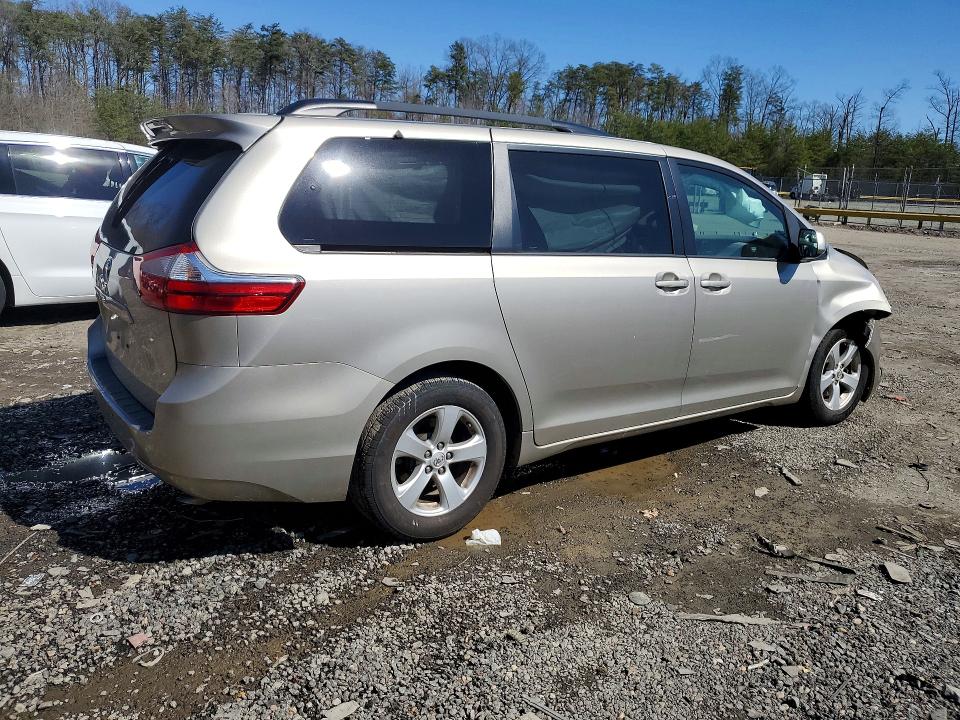 Aukcja sprzedaży 2015 Toyota Sienna, vin: 5TDKK3DC8FS677490, numer aukcji: 79917935