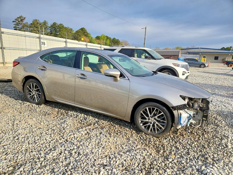 2017 Lexus Es 350 მანქანა იყიდება აუქციონზე, vin: 58ABK1GG0HU049803, აუქციონის ნომერი: 47360586