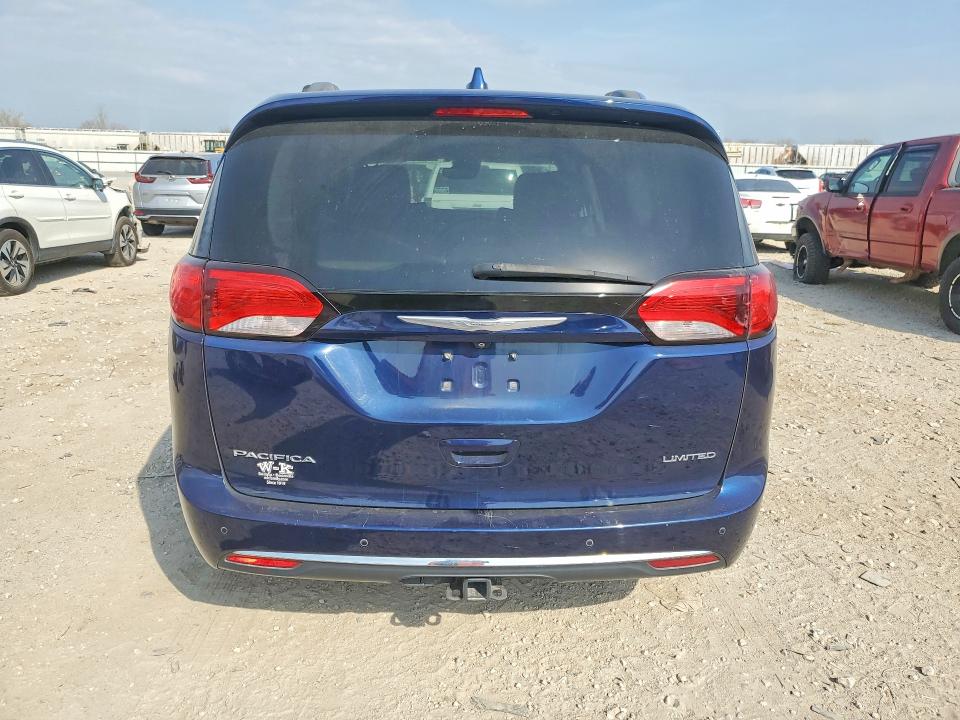 Продаж на аукціоні авто 2017 Chrysler Pacifica, vin: 2C4RC1GGXHR543834, номер лоту: 48147866