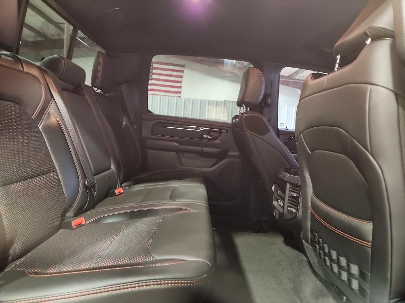 46761846 :رقم المزاد ، 1C6SRFFTXNN243058 vin ، 2022 Ram 1500 مزاد بيع